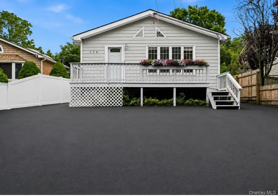 128 Walnut Road, Kings Park, NY 11754 - #2