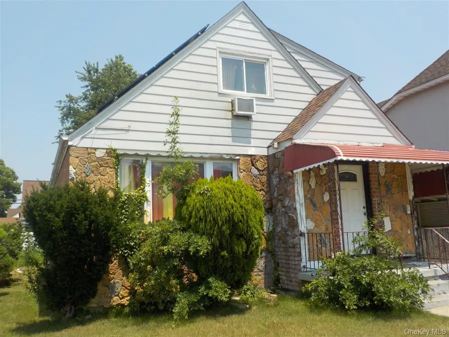 231-37 128 Road, Laurelton, NY 11413 - #3