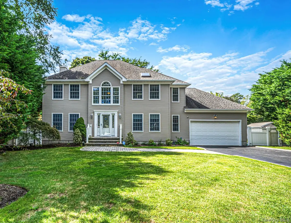 9 Franciscan Lane, Smithtown, NY 11787 - #1