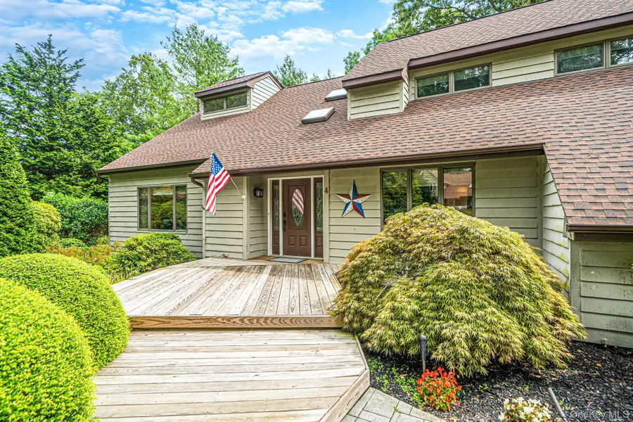 4 Kroft Court, Huntington, NY 11743 - #3