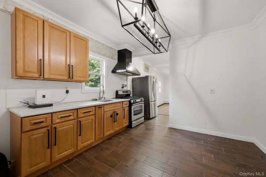 29 Elm Avenue, Hempstead, NY 11550 - #3