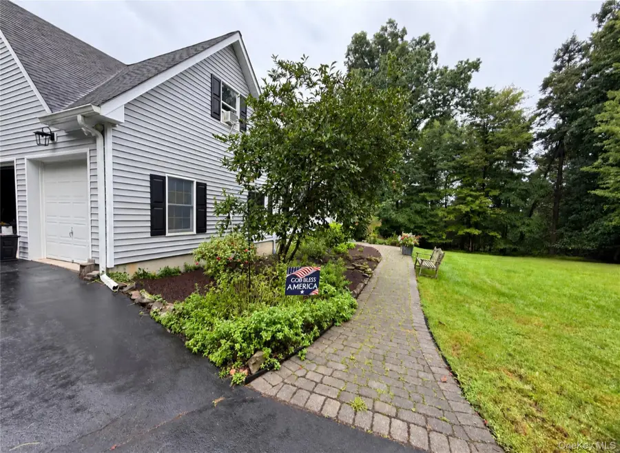 22 Eskew Court, Pine Bush, NY 12566 - #2
