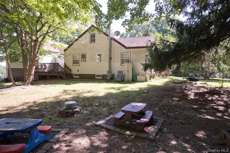 586 Union Road, Spring Valley, NY 10977 - #2