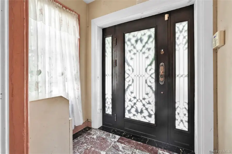 84-42 Charlecote Ridge, Jamaica, NY 11432 - #3