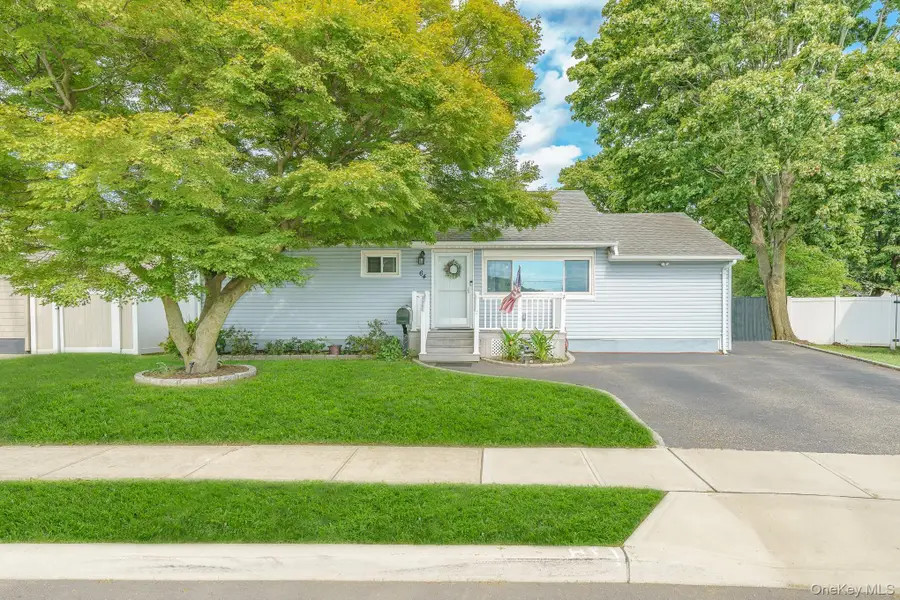 64 Frank Street, Lindenhurst, NY 11757 - #2