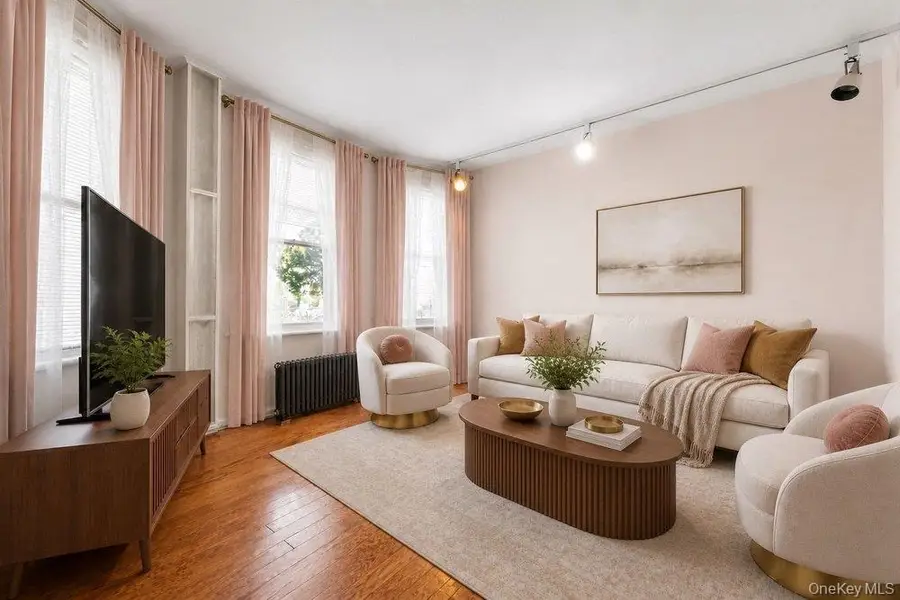 21 Mount Joy Place, New Rochelle, NY 10801 - #3