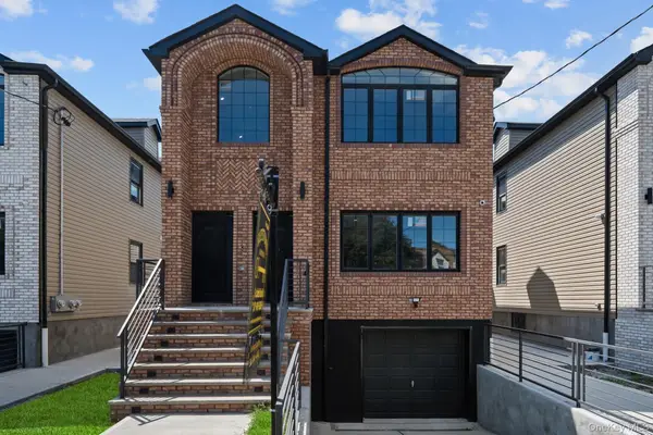 21950 143rd Avenue, Springfield Gardens, NY 11413