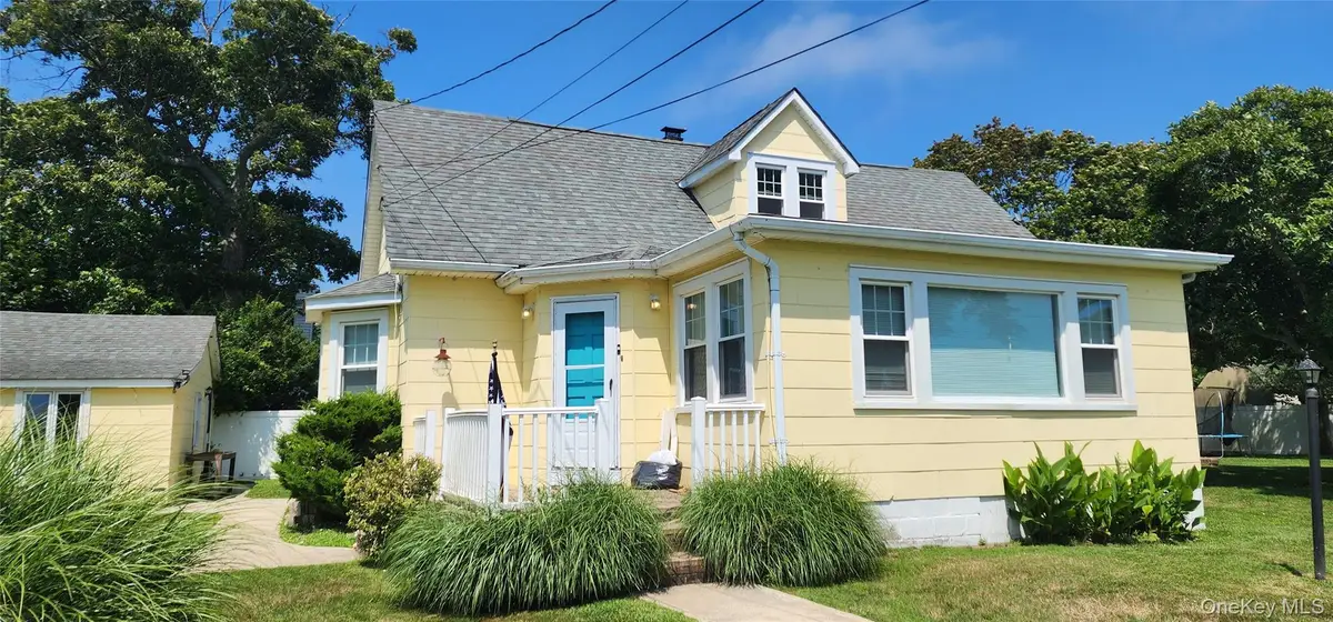 9 Babylon Road, Mastic Beach, NY 11951 - #1