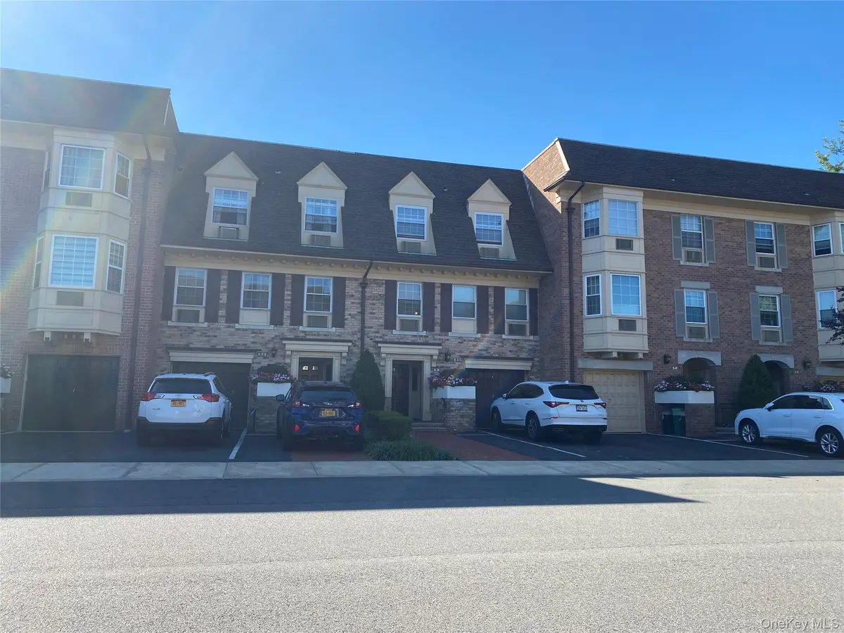 1230 Estates Lane #1136, Bayside, NY 11360 - #1