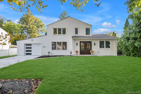 66 Peachtree Lane, Roslyn Heights, NY 11577