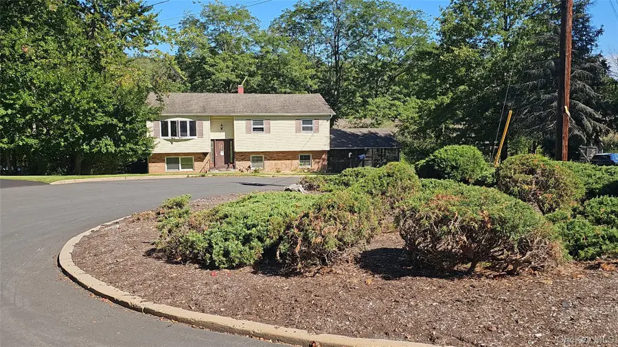 6 Glen Court, Congers, NY 10920 - #3