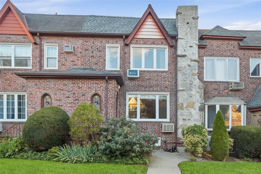 64-62 82nd Place, Middle Village, NY 11379 - #2