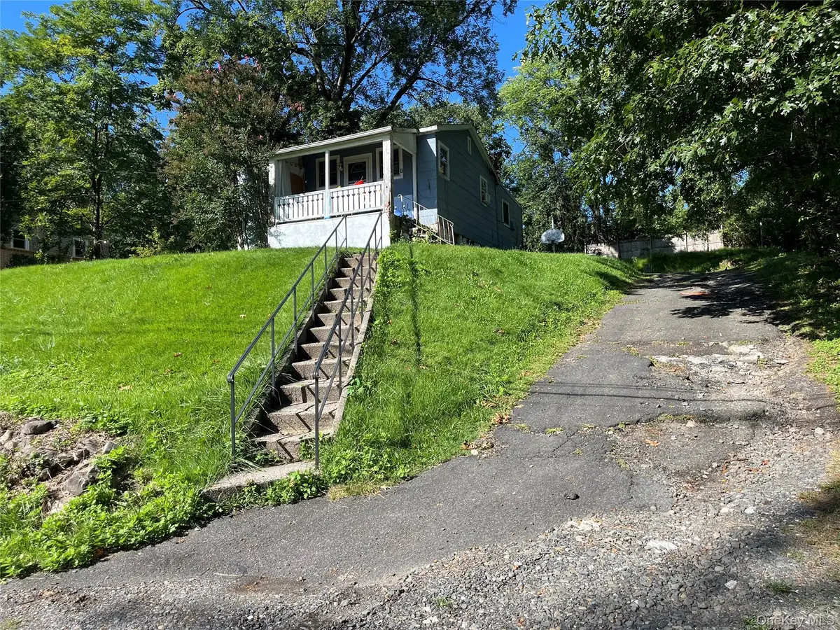 23 Dykes Park Road, Nanuet, NY 10954 - #1