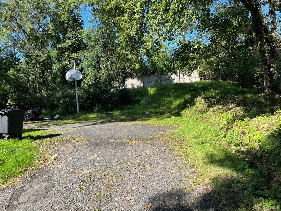 23 Dykes Park Road, Nanuet, NY 10954 - #2