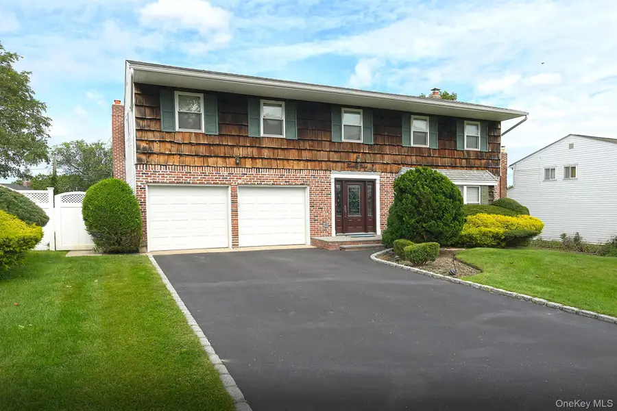 29 Abbot Road, Smithtown, NY 11787 - #2