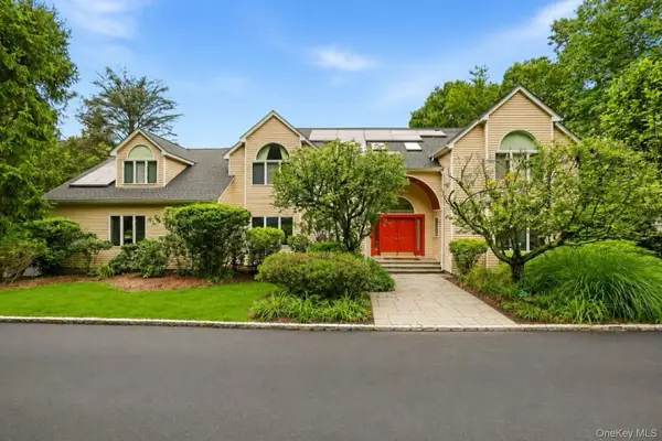 48 Random Farms Circle, Chappaqua, NY 10514