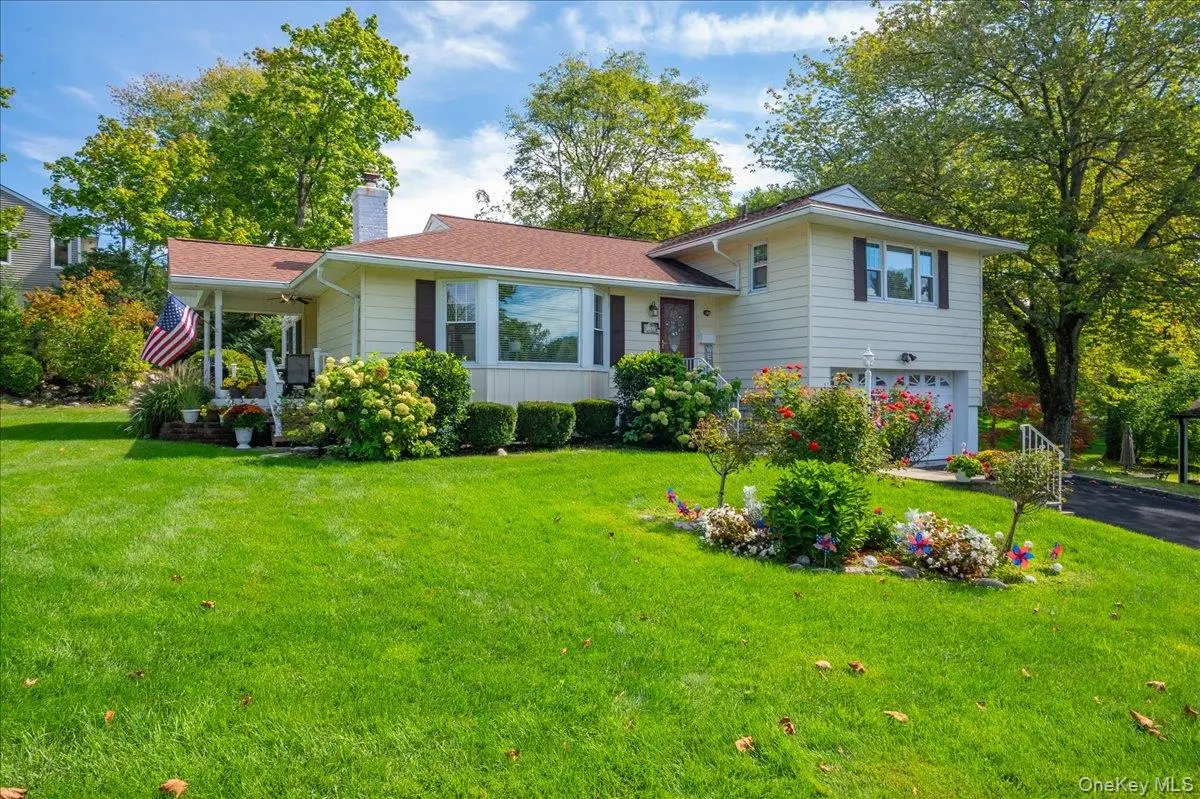 26 Rose Street, White Plains, NY 10605 - #1