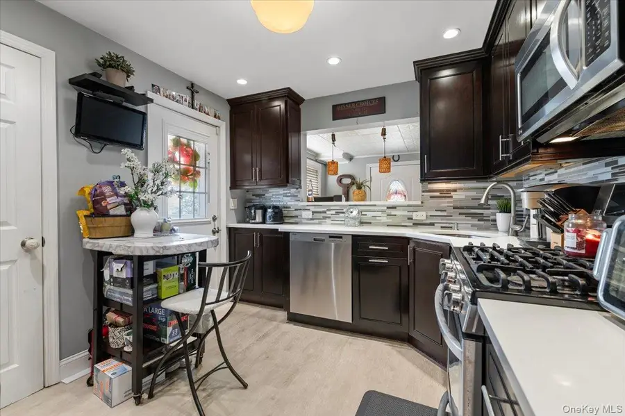 11 Belt Street, North Bellmore, NY 11710 - #3