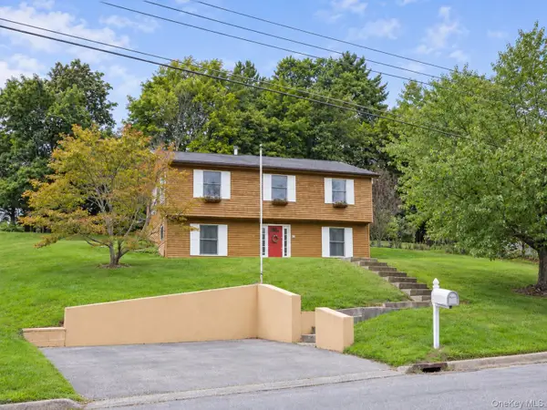 30 Oakland Avenue, Walden, NY 12586