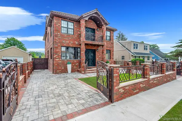 183 Arthur Avenue, Floral Park, NY 11001