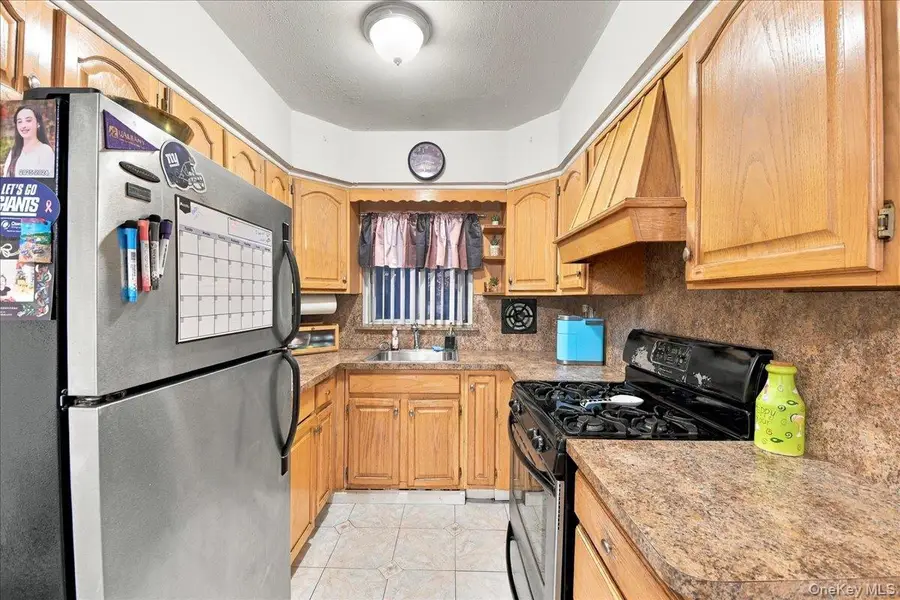 1512 Stadium Avenue, Bronx, NY 10465 - #3