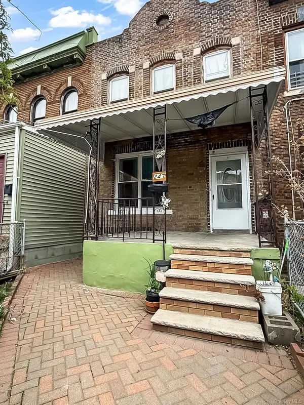 247 E 26th Street, Brooklyn, NY 11226