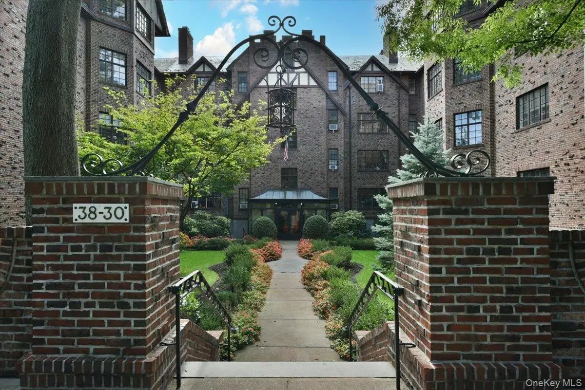 38-30 Douglaston Parkway #4B, Douglaston, NY 11363 - #1