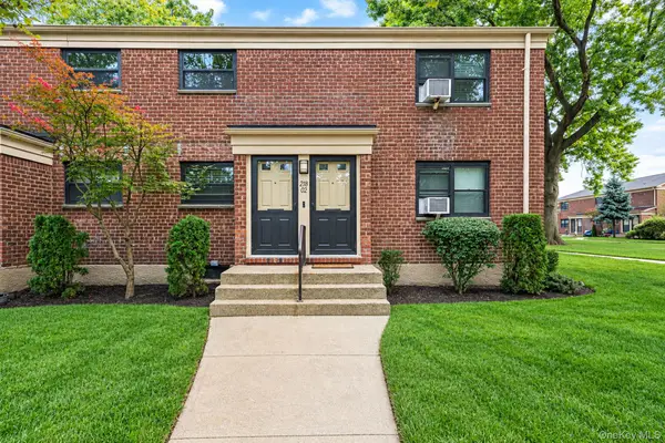 218-02 73rd Avenue #397A1, Oakland Gardens, NY 11364