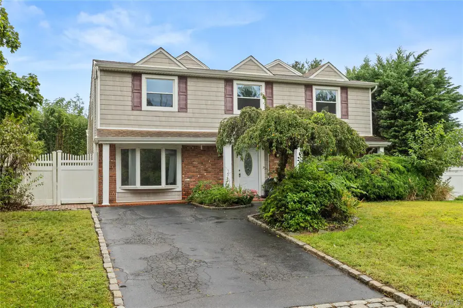 20 Hilltop Drive, Mount Sinai, NY 11766 - #2