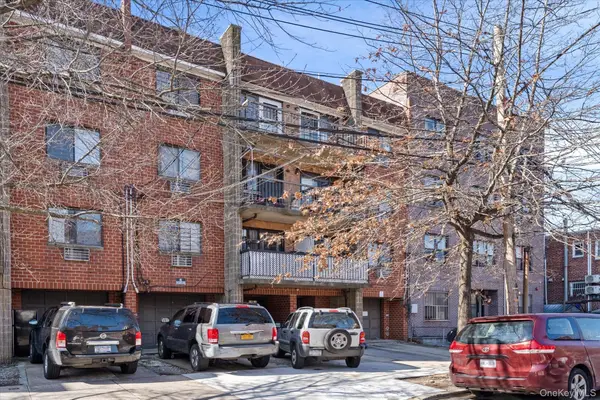 140-12 33rd Avenue #101, Flushing, NY 11354