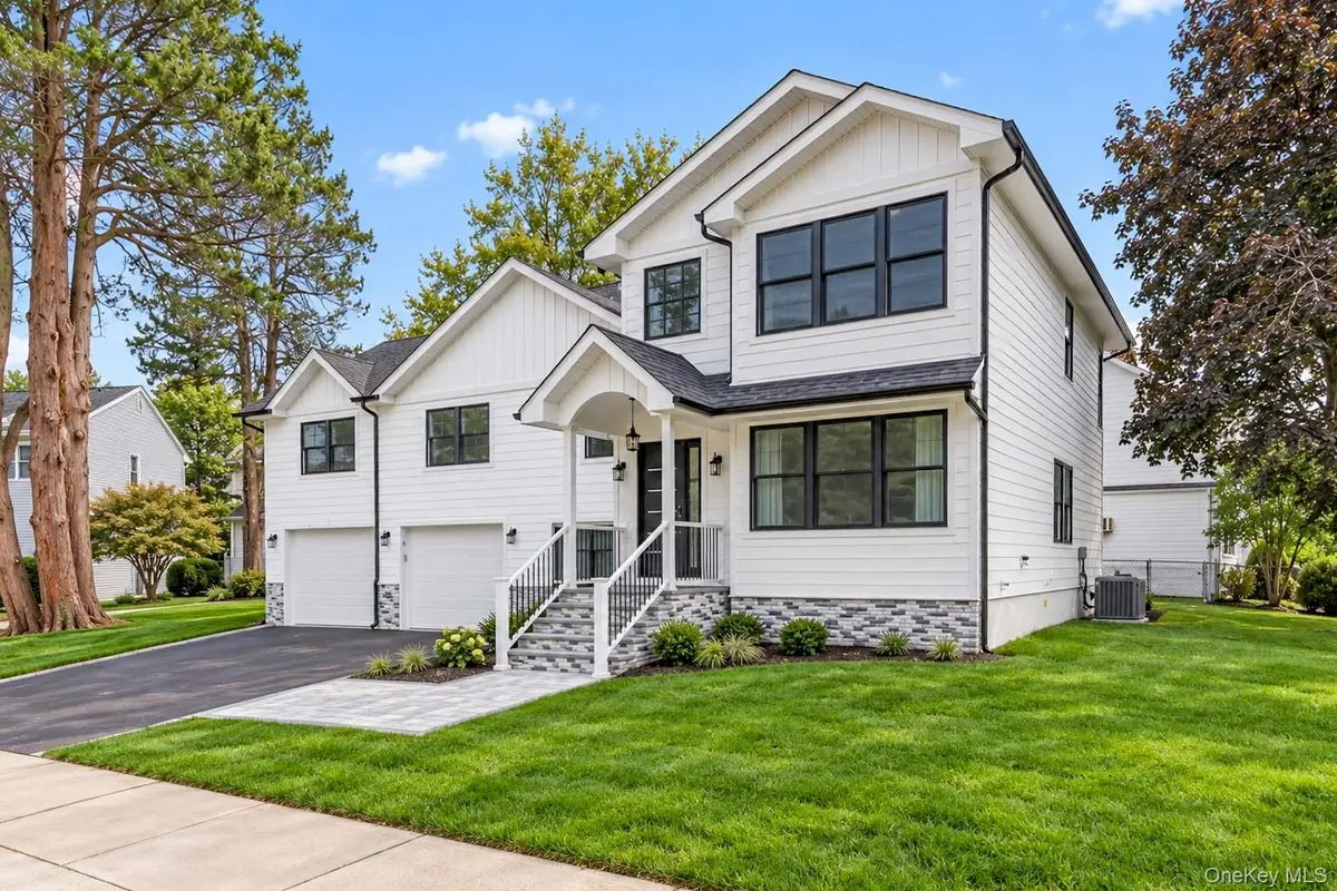 2 Circle Drive, Syosset, NY 11791 - #1