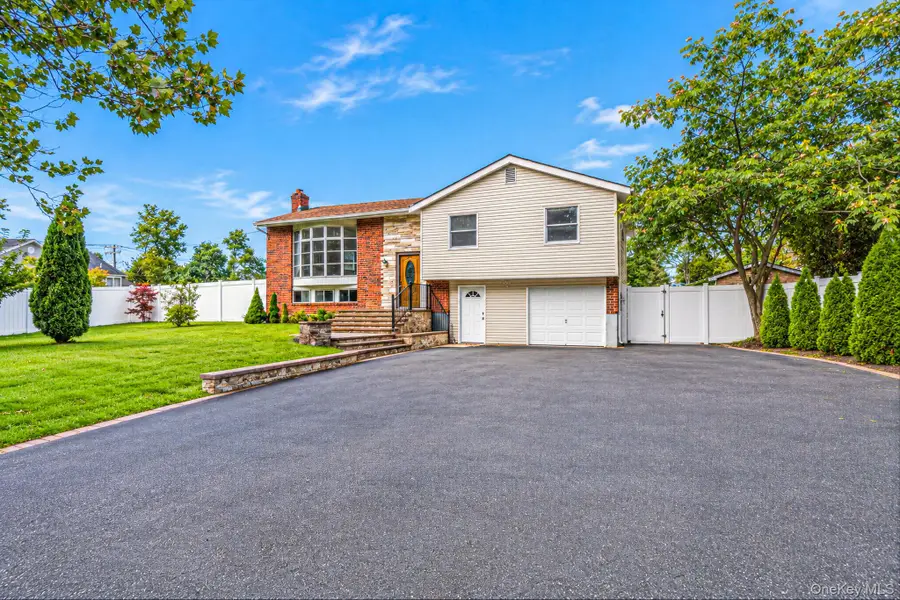 3 Richlee Drive, East Northport, NY 11731 - #3