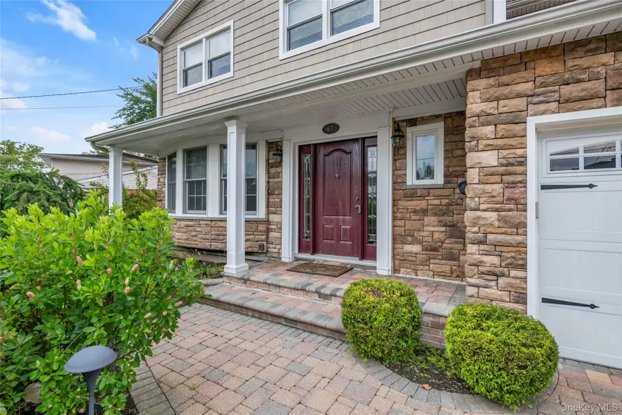 67 Reed Drive, Roslyn, NY 11576 - #2
