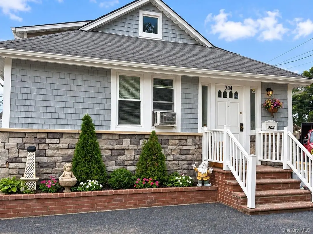 704 Newbridge Road, North Bellmore, NY 11710 - #1