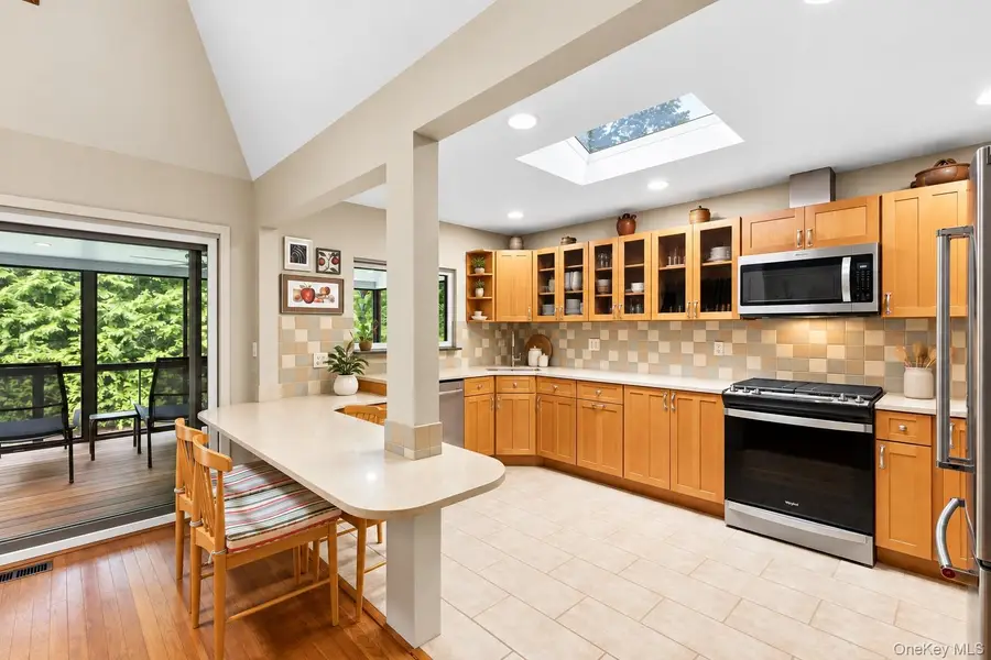 15 Springwood Way, East Hampton, NY 11937 - #3