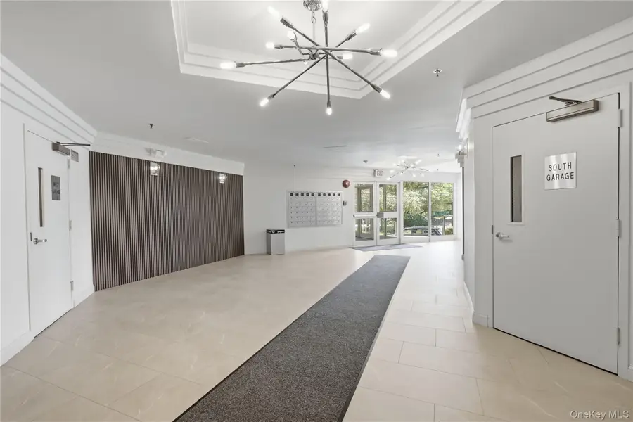 14 Nosband Avenue #3K, White Plains, NY 10605 - #2