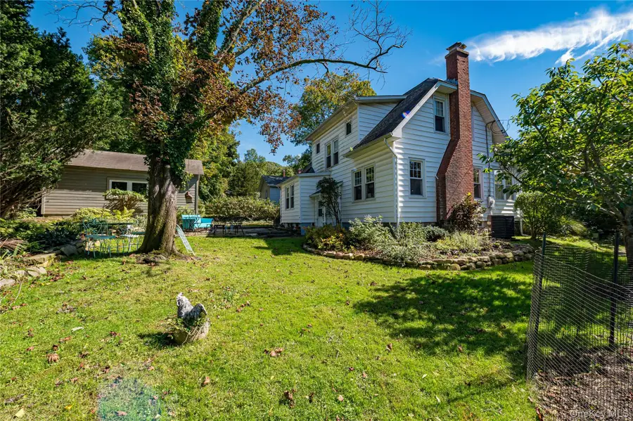 201 Maiden Lane, Port Jefferson, NY 11777 - #3