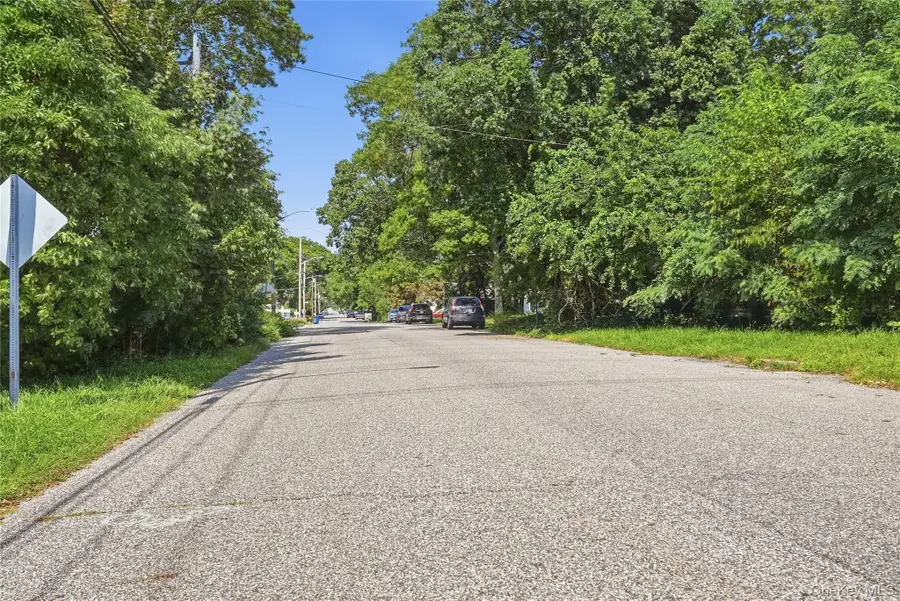 Coates Avenue, Holbrook, NY 11741 - #3