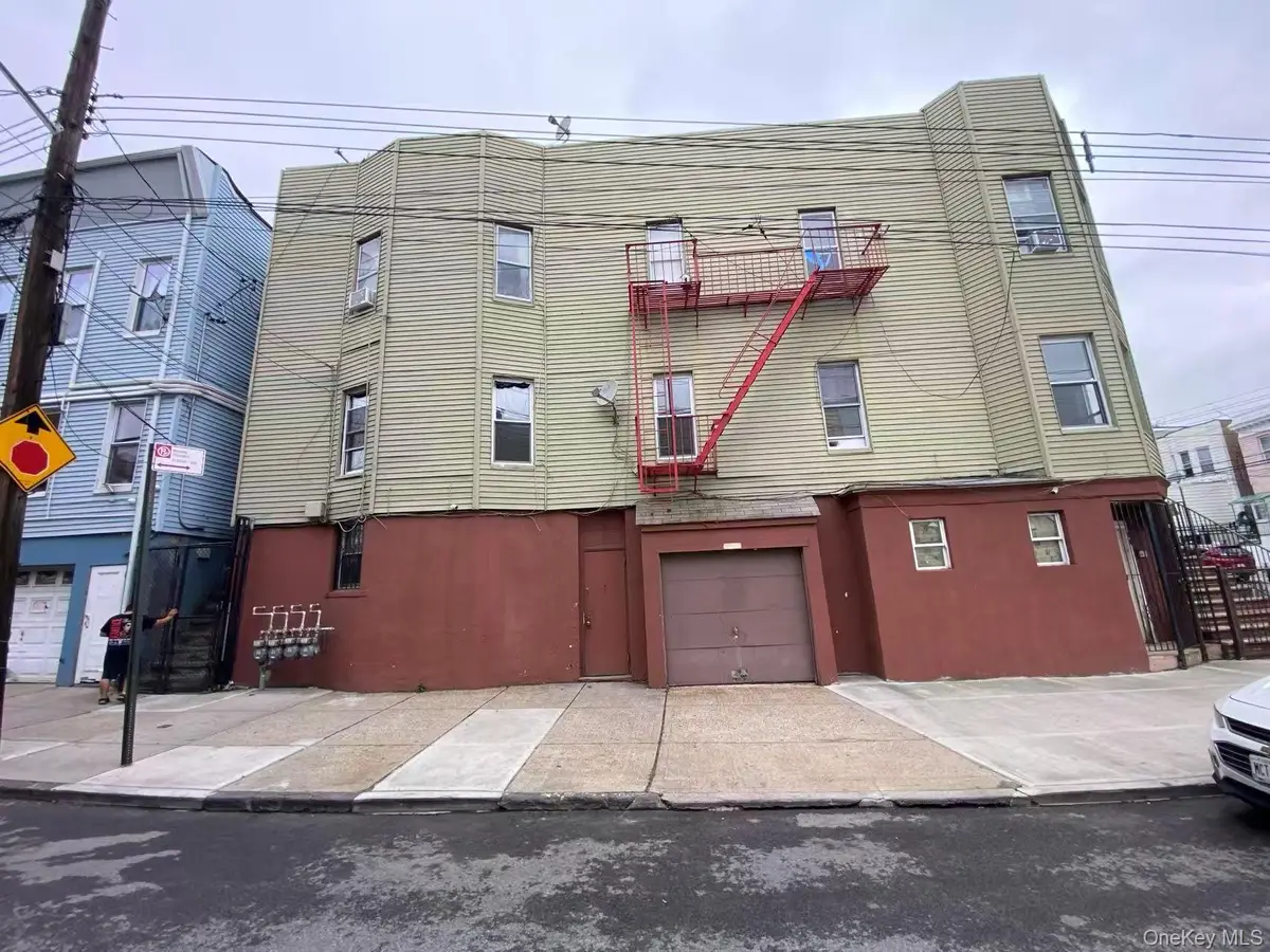 1463 Saint Lawrence Avenue, Bronx, NY 10460 - #1
