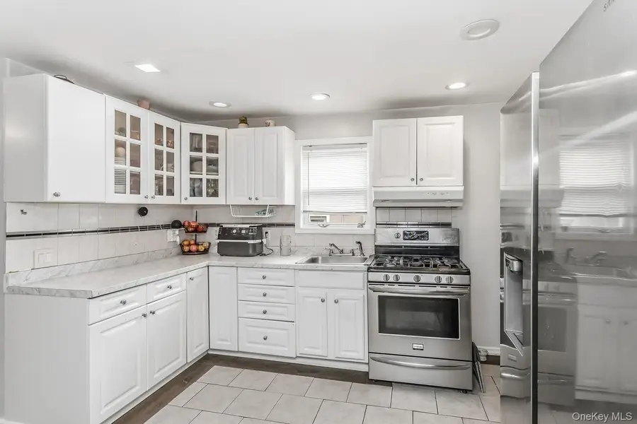32 Franklin Street, East Rockaway, NY 11518 - #3