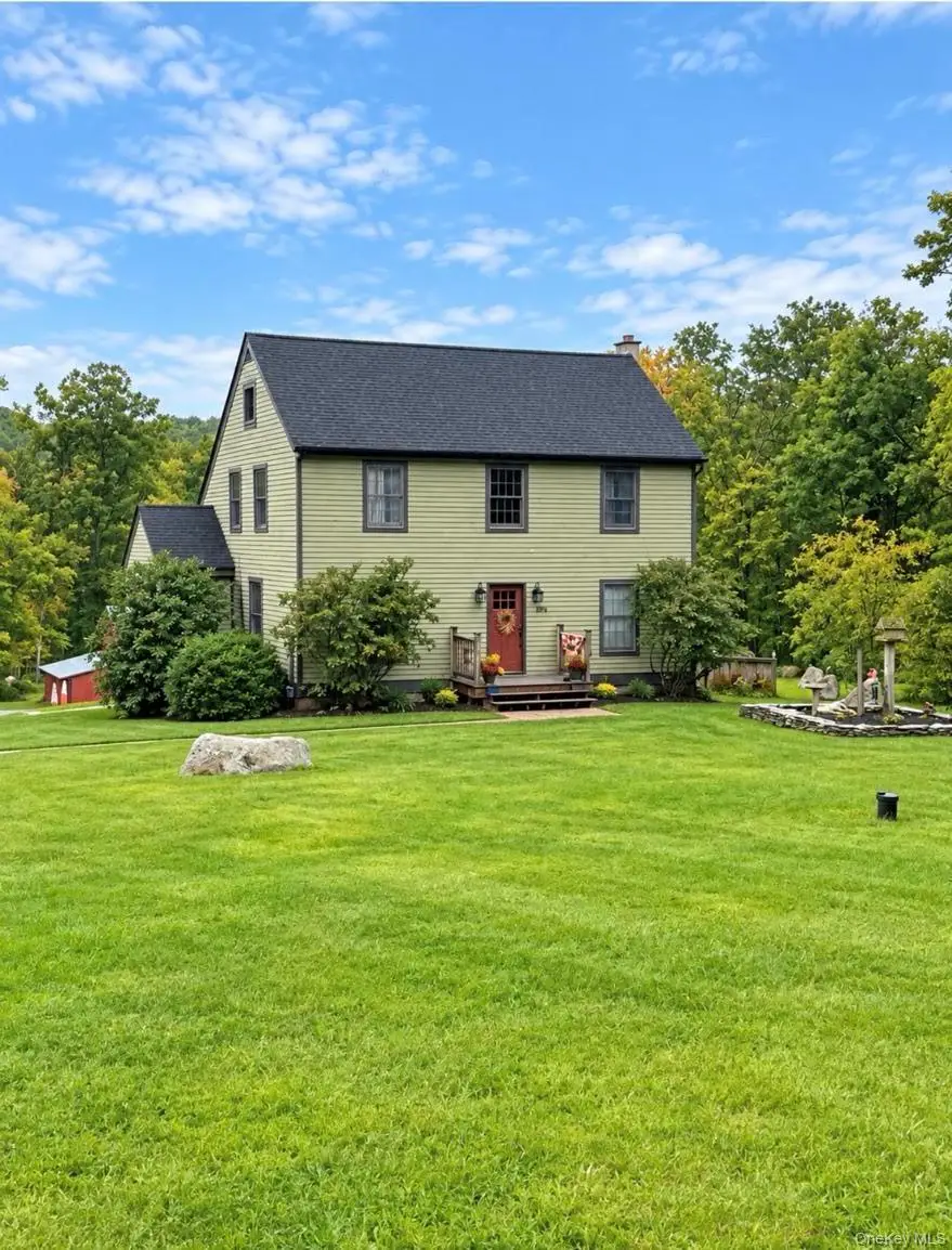 408 Oregon Trail, Pine Bush, NY 12566 - #1