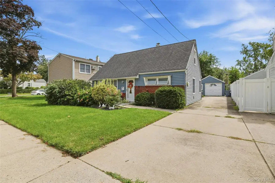 22 Fulton Avenue, New Hyde Park, NY 11040 - #2