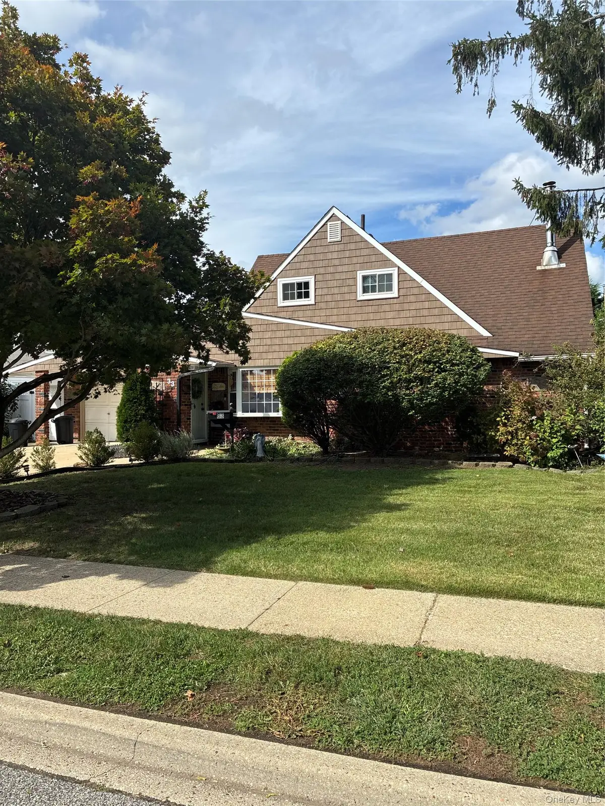 33 Stonecutter Road, Levittown, NY 11756 - #1