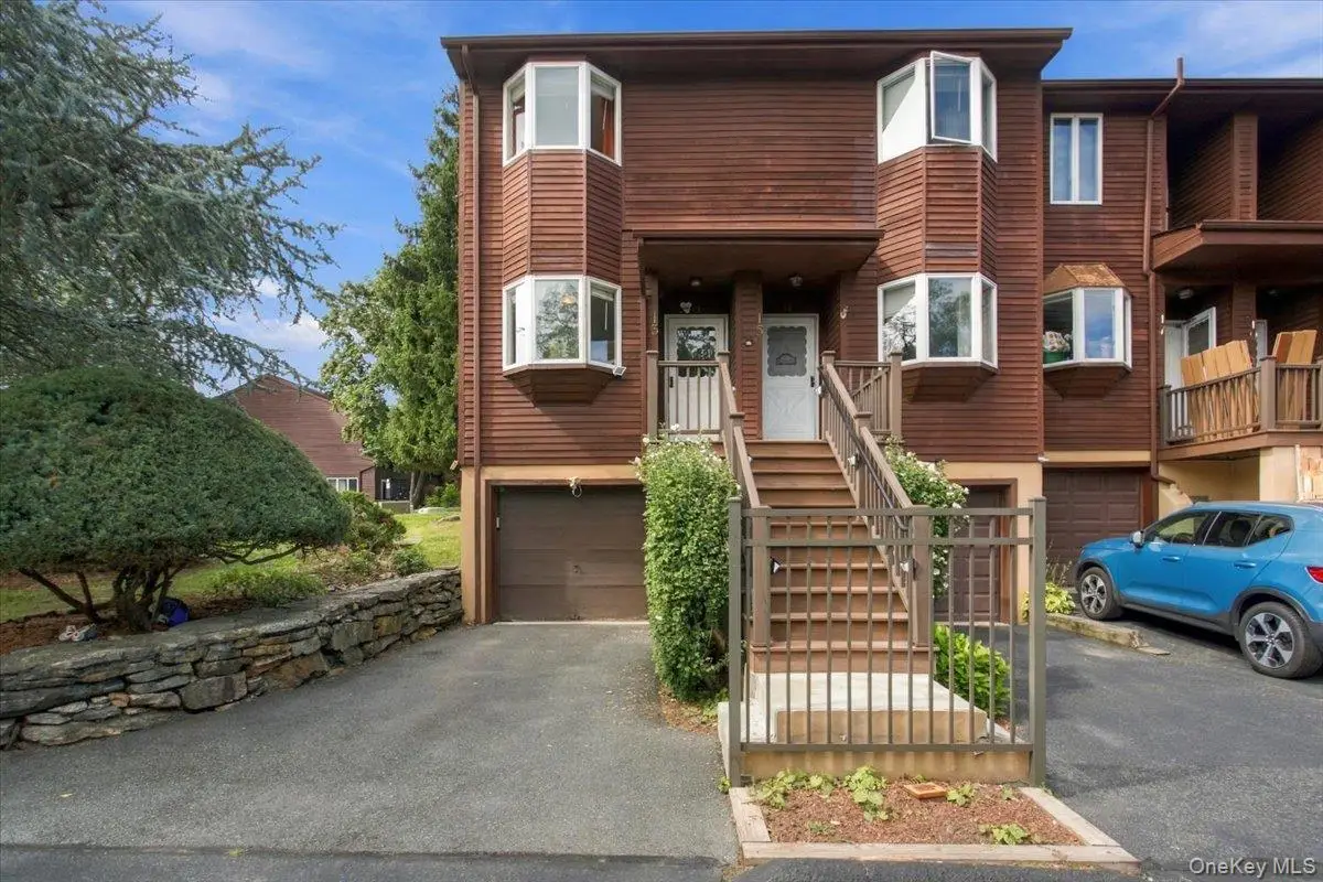 13 Knoll View, Ossining, NY 10562 - #1