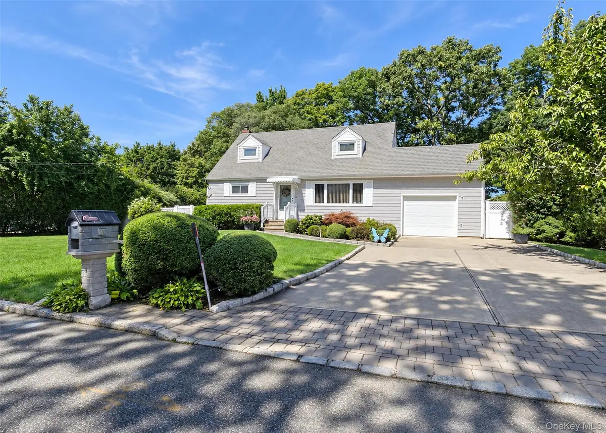 25 Joy Road, Selden, NY 11784 - #1