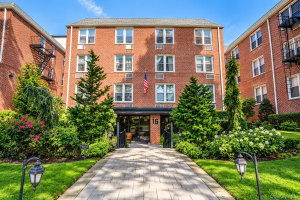 16 Main Street #1Q, East Rockaway, NY 11518