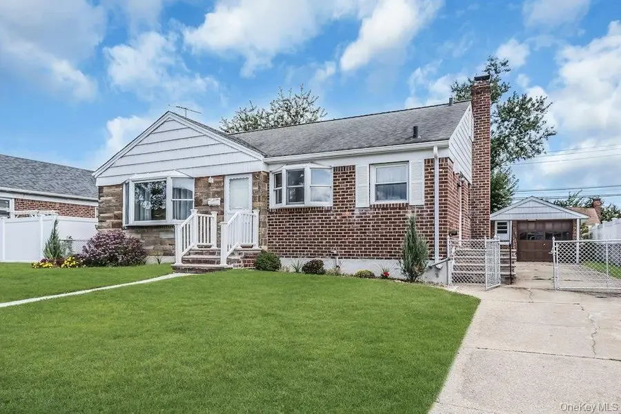 74 Bette Road, East Meadow, NY 11554 - #2