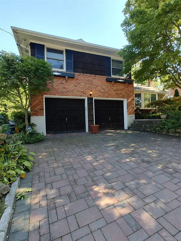 Address Withheld By Seller, Oyster Bay, NY 11771