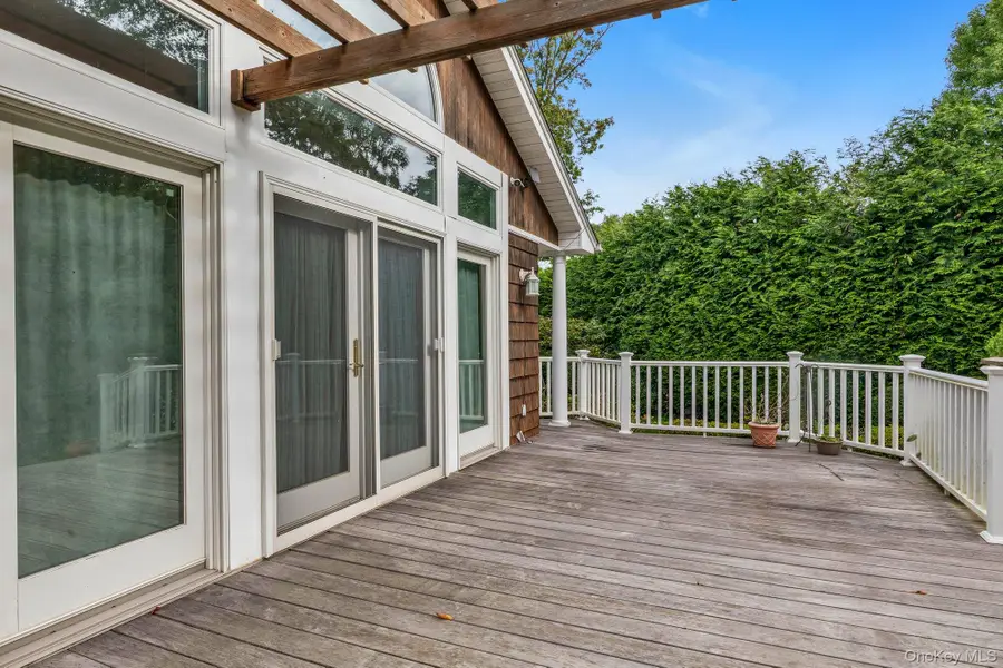 Address Withheld By Seller, Oyster Bay, NY 11771 - #3