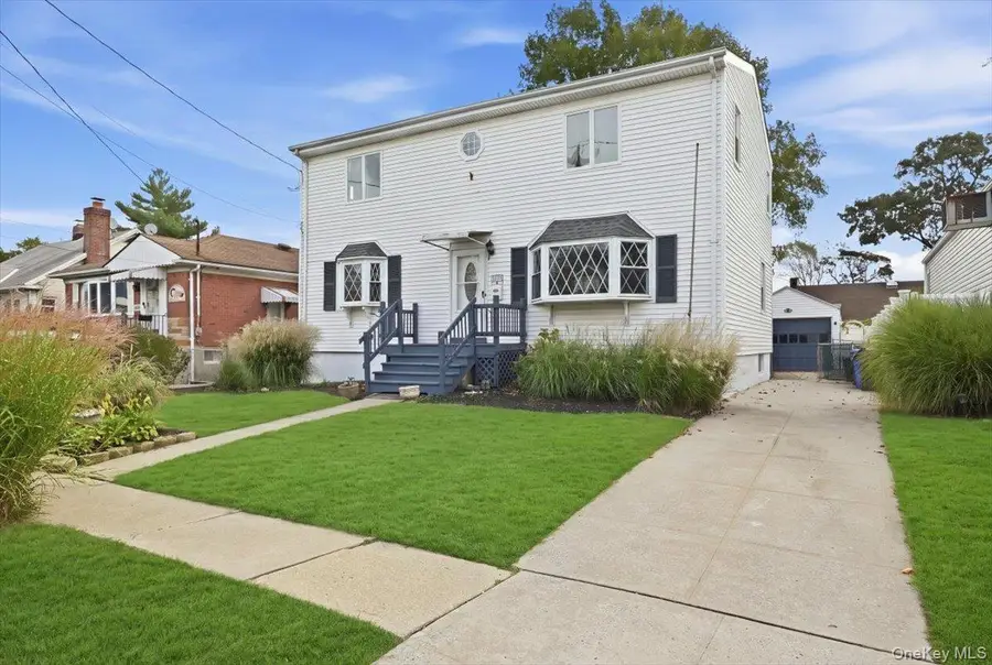 161 Stokes Avenue, Freeport, NY 11520 - #2